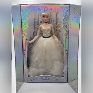 NEW In The Box Disney World 50th Anniversary Cinderella Doll Limited Edition.